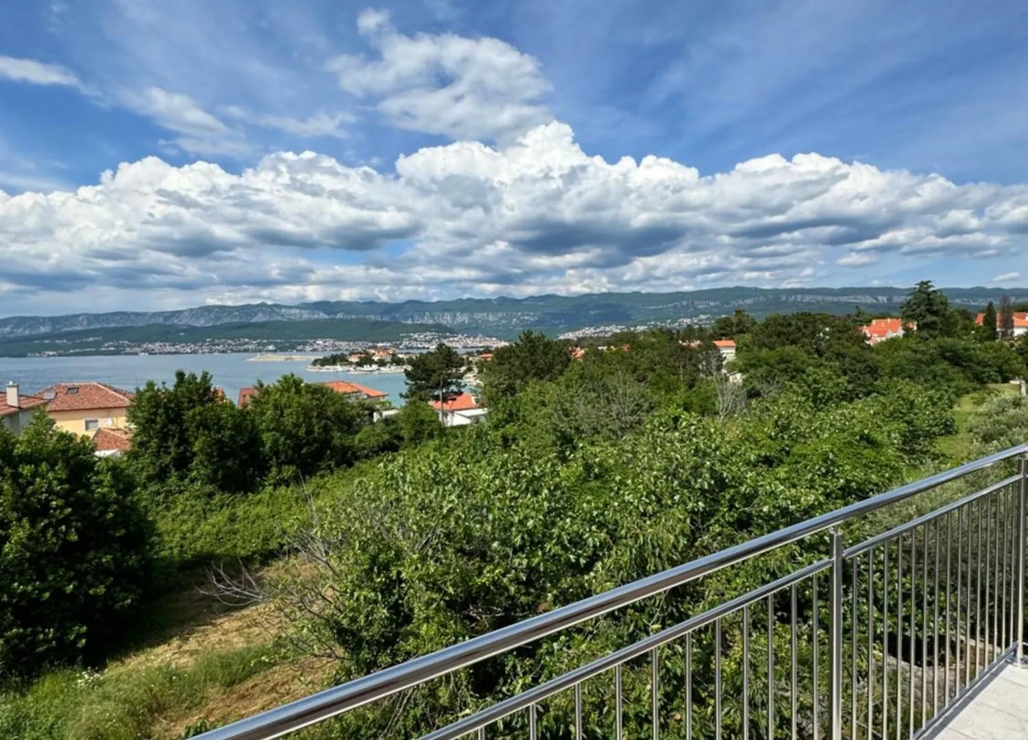 Seaview Silo Apartment Croatia